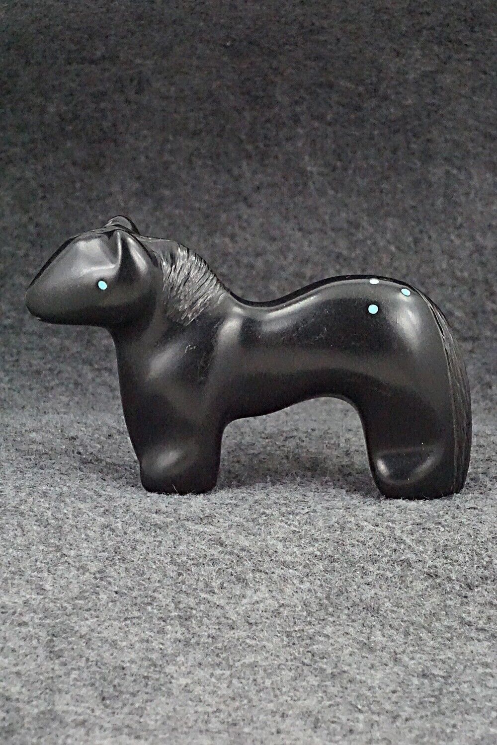 Horse Zuni Fetish Carving - Herbert Halate