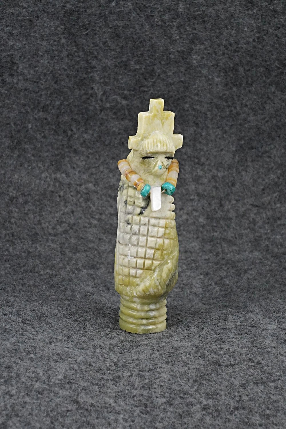 Corn Maiden Zuni Fetish Carving - Farlan & Paulette Quam