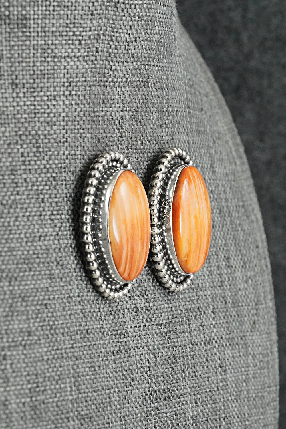 Spiny Oyster & Sterling Silver Necklace and Earrings Set - Darrin Livingston