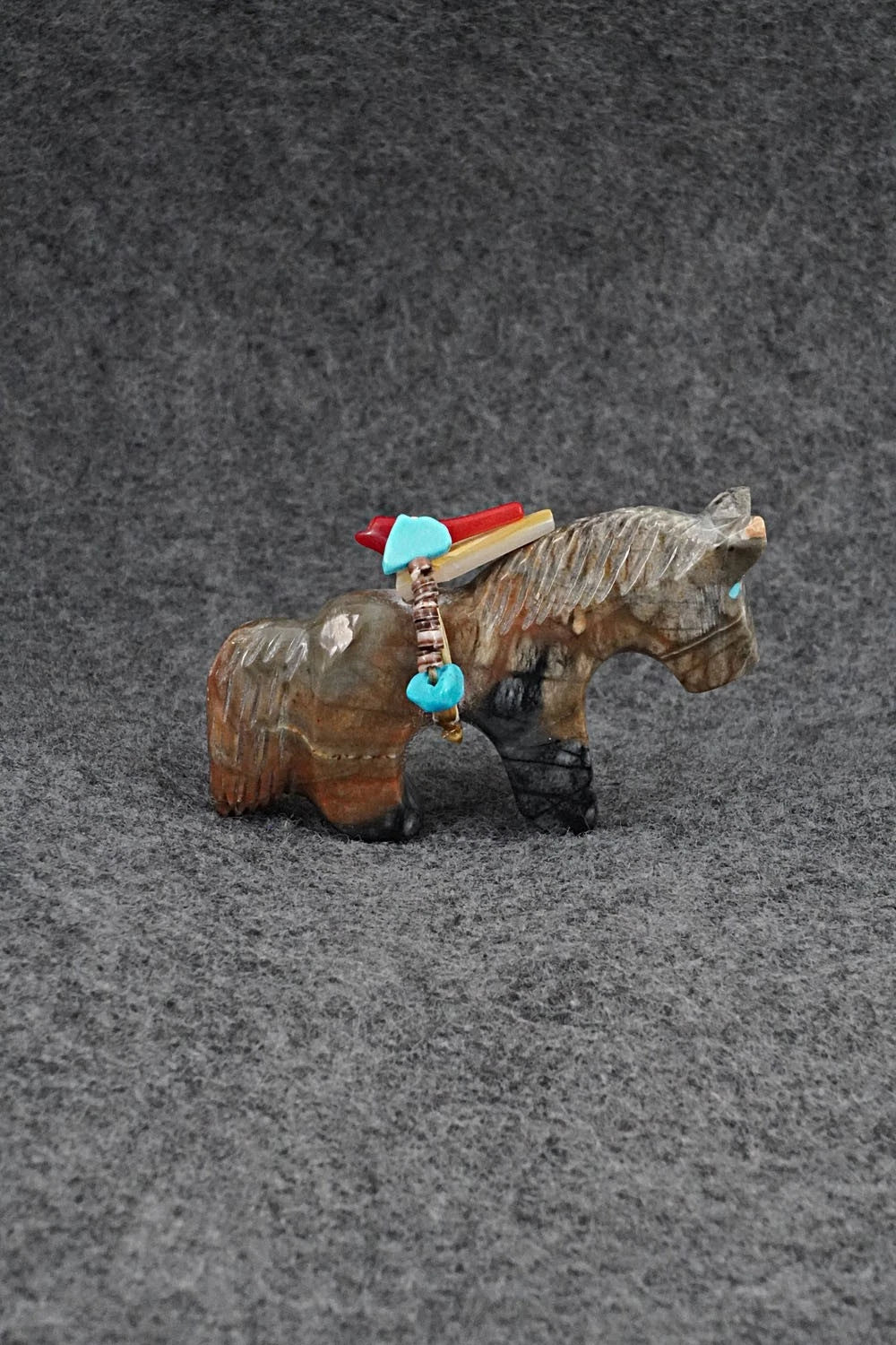 Horse Zuni Fetish Carving - Rodney Laiwakete