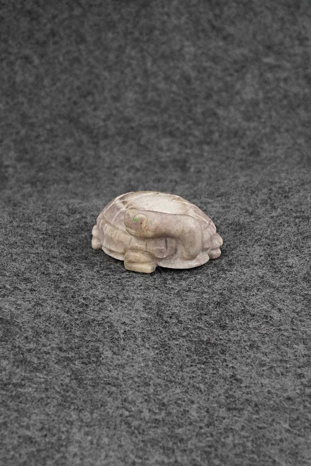 Turtle Zuni Fetish Carving - Terrance Panteah