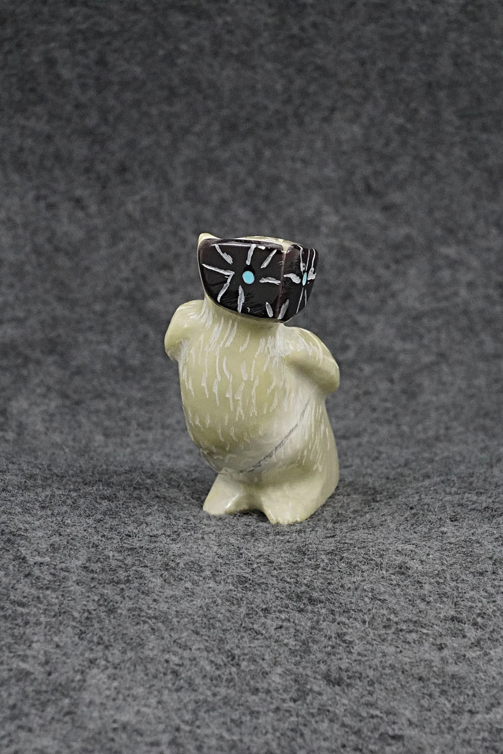 Owl Zuni Fetish Carving - Freddie Leekya