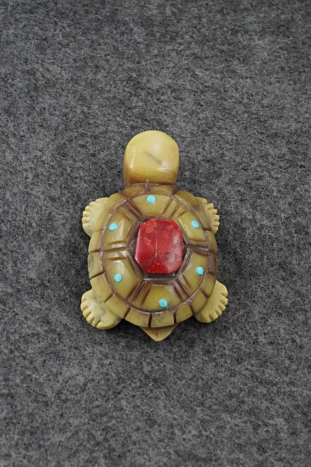 Turtle Zuni Fetish Carving - Reynold Lunasee