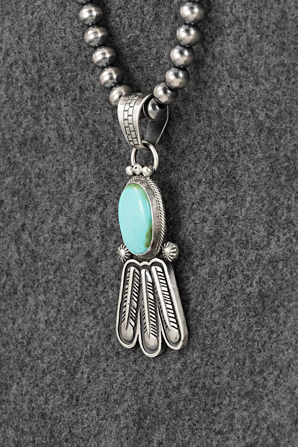 Turquoise & Sterling Silver Necklace - Verley Betone