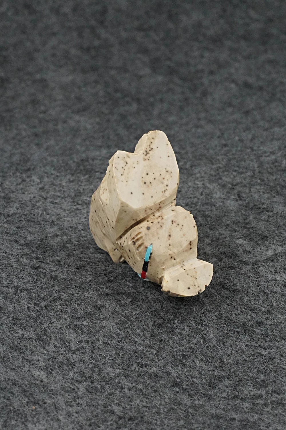 Wolf Zuni Fetish Carving - Dannette Laate