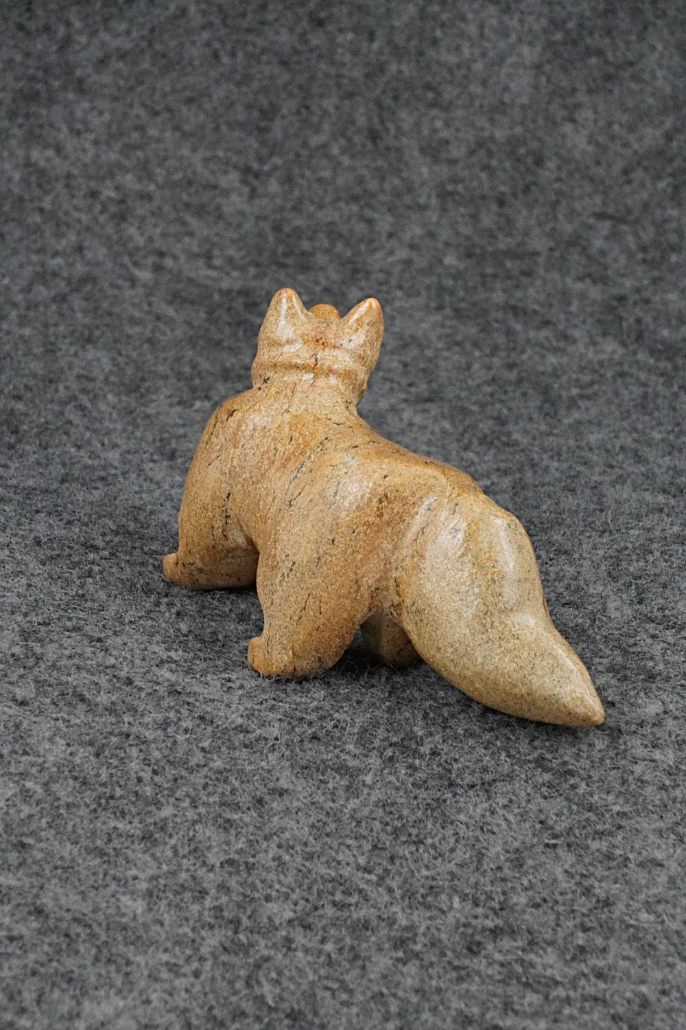 Wolf Zuni Fetish Carving - Freddie Leekya