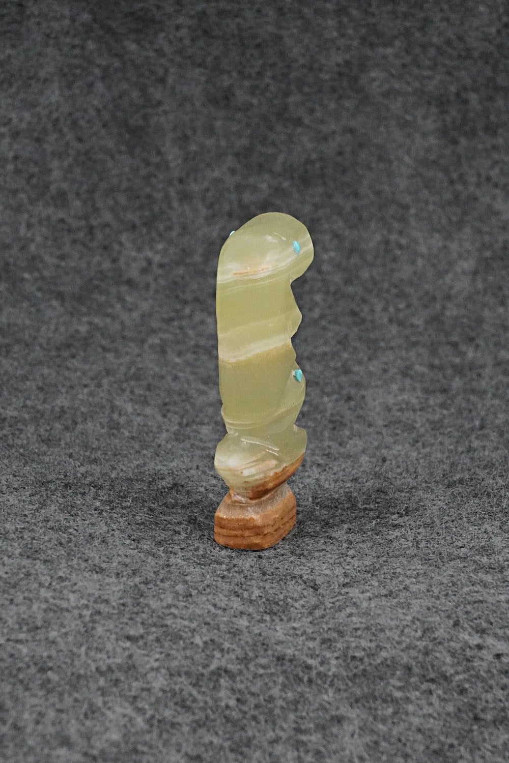Dinosaur Zuni Fetish Carving - Alexander Chavez