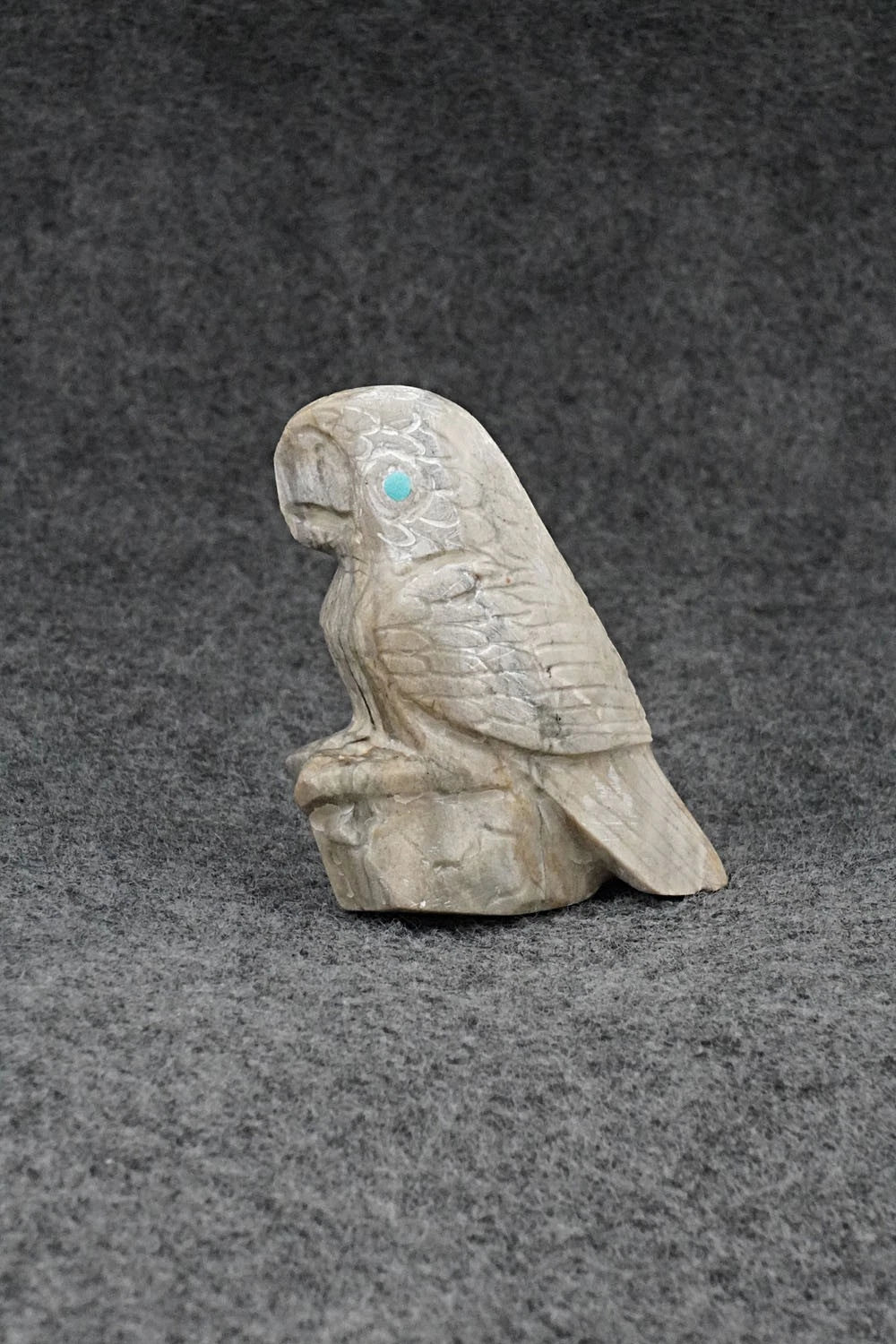 Parrot Zuni Fetish Carving - Michael Coble