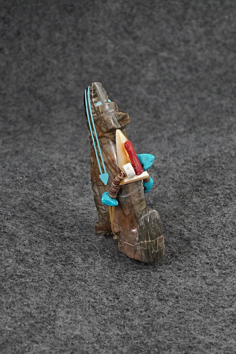 Wolf Zuni Fetish Carving - Rodney Laiwakete