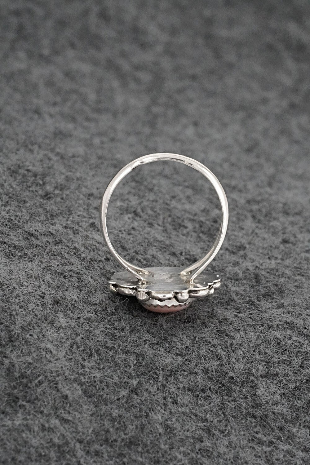 Conch Shell & Sterling Silver Ring - Frieda Martinez - Size 6