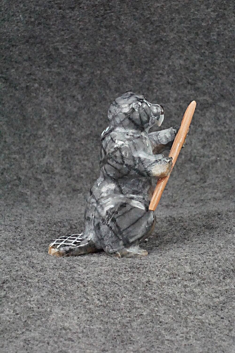 Beaver Zuni Fetish Carving - Freddie Leekya