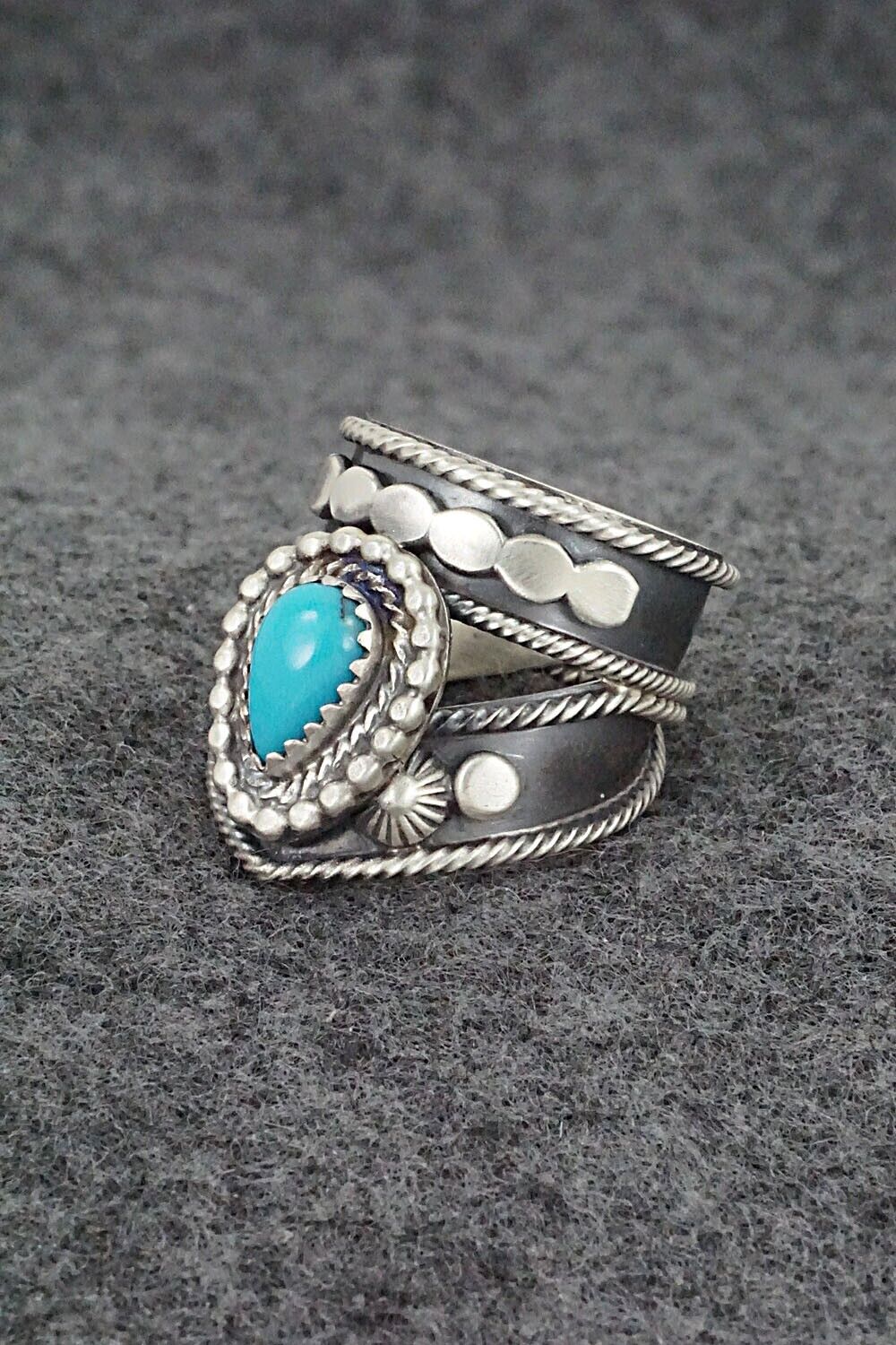 Turquoise & Sterling Silver Ring - Tom Lewis - Size 6.75