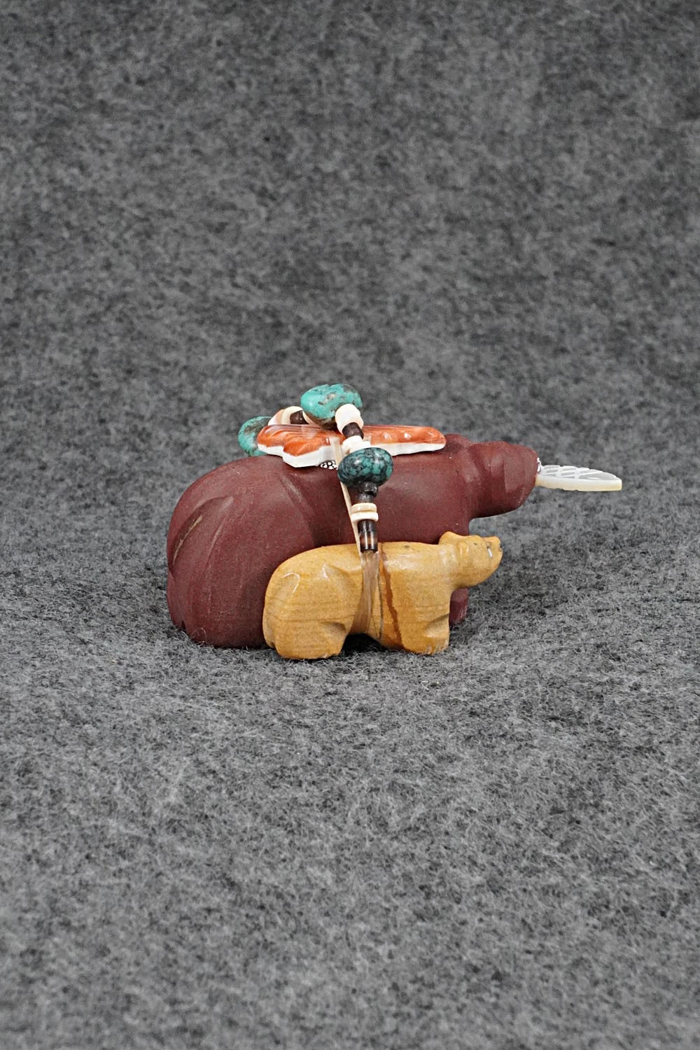 Bear Zuni Fetish Carving - Daisy Rose Leonard