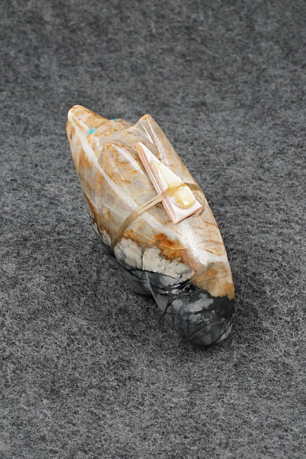 Badger Zuni Fetish Carving - Delvin Leekya