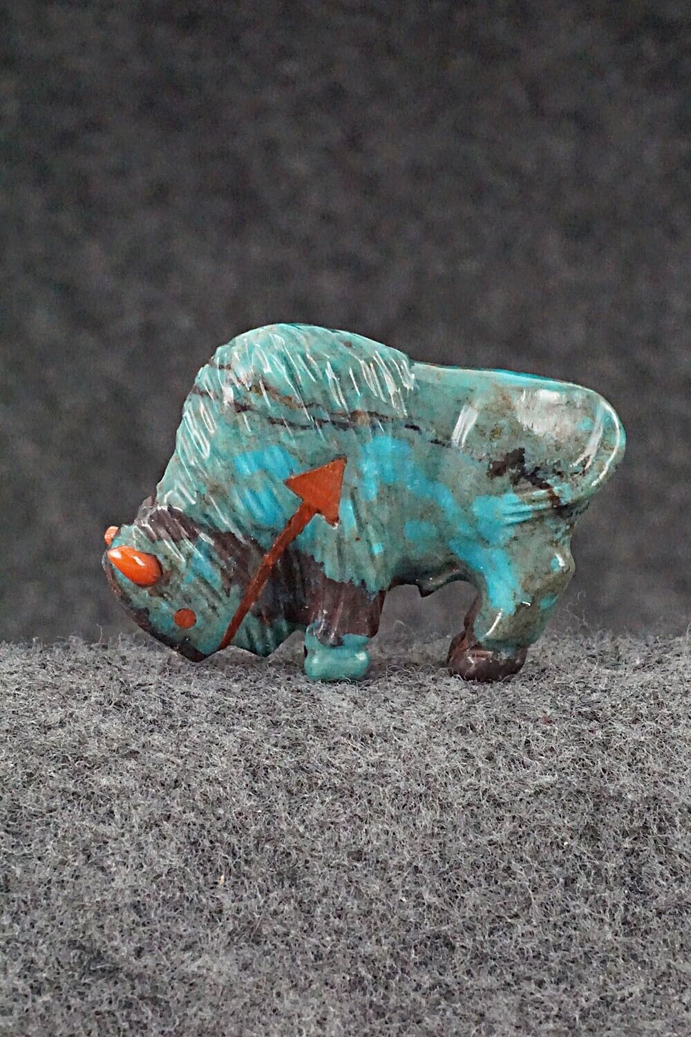 Buffalo Zuni Fetish Carving - Andres Quandelacy