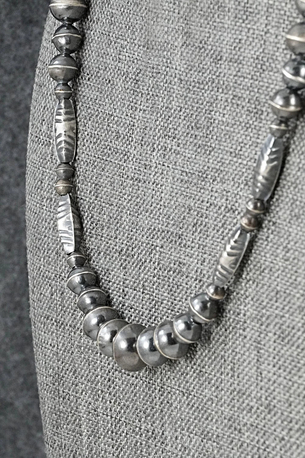 Sterling Silver Navajo Pearl Necklace 18" - Vintage