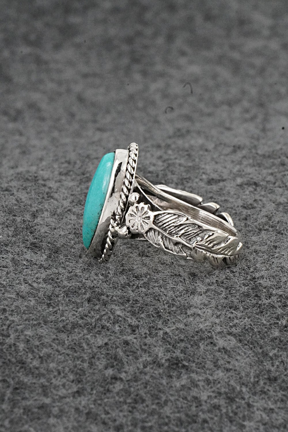 Turquoise & Sterling Silver Ring - Annette Chiquito - Size 7