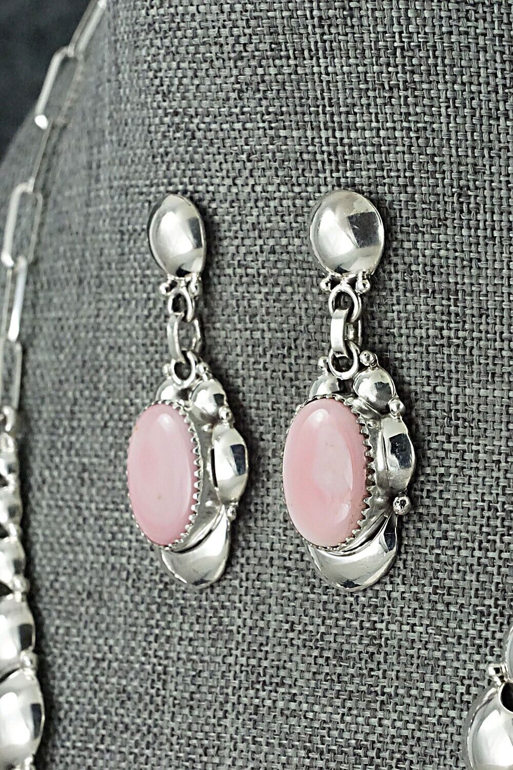 Pink Conch Shell & Sterling Silver Necklace Set - Clem Nalwood