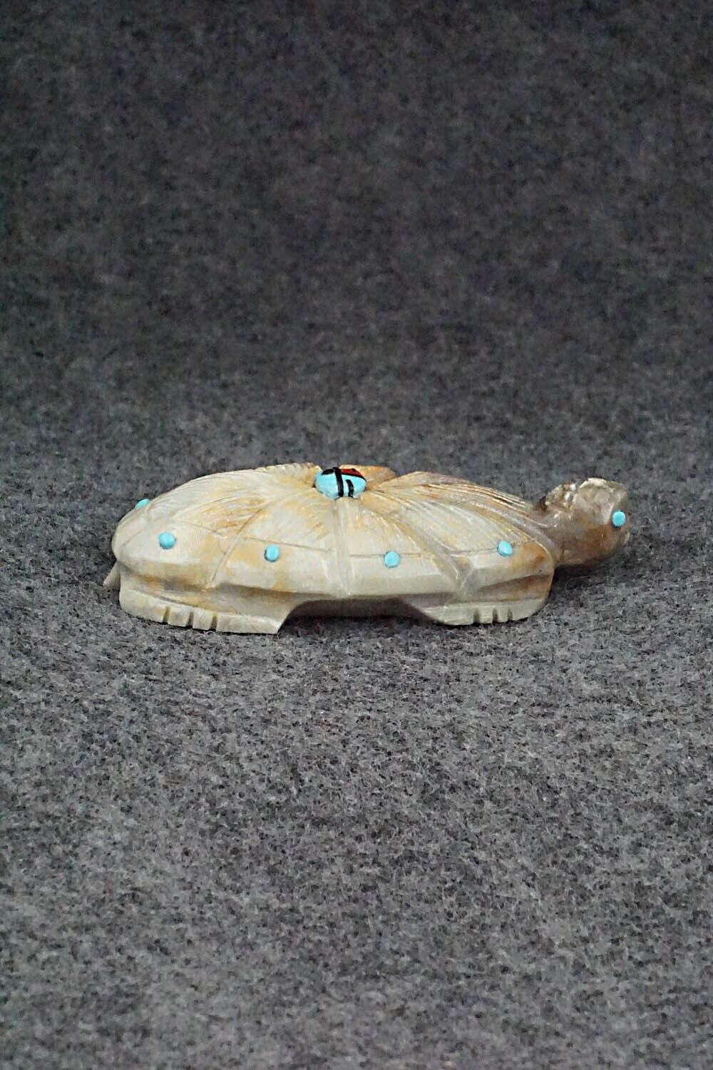 Turtle Zuni Fetish Carving - Danette Laate