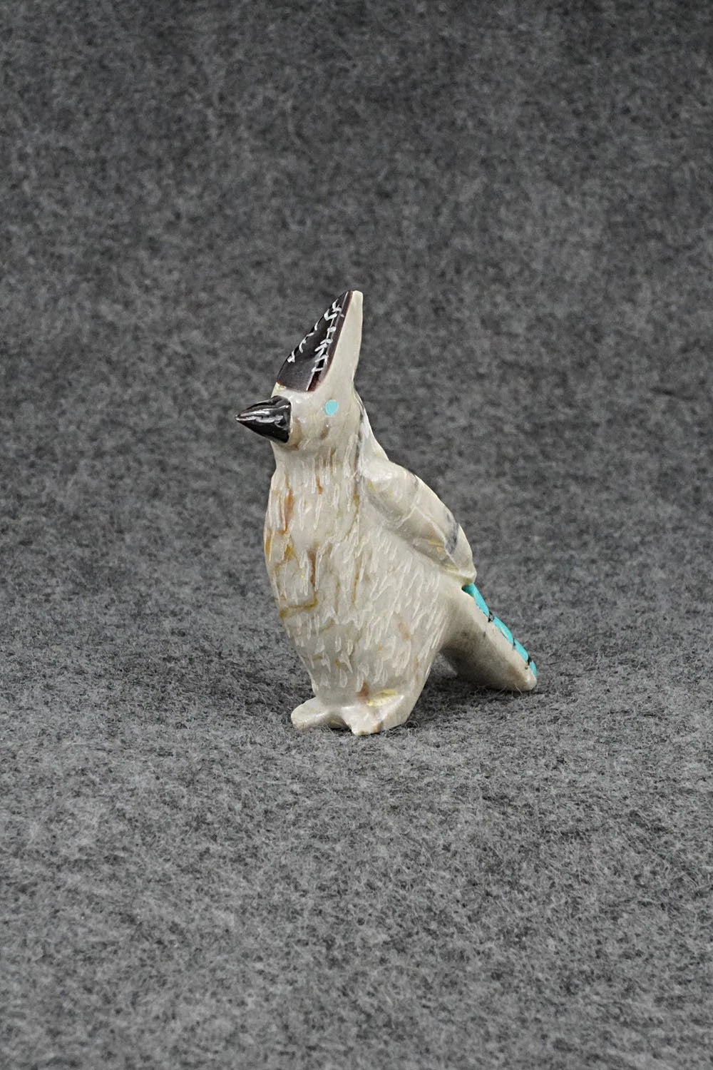 Bird Zuni Fetish Carving - Freddie Leekya