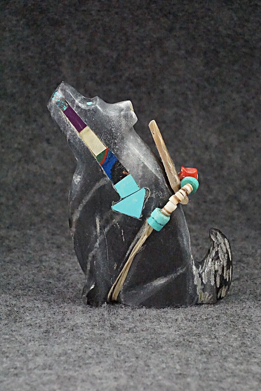Wolf Zuni Fetish Carving - Rodney Laiwakete