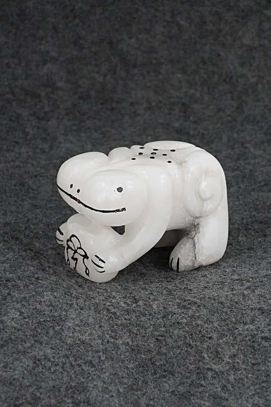 Frog Zuni Fetish Carving - Rick Kallestewa