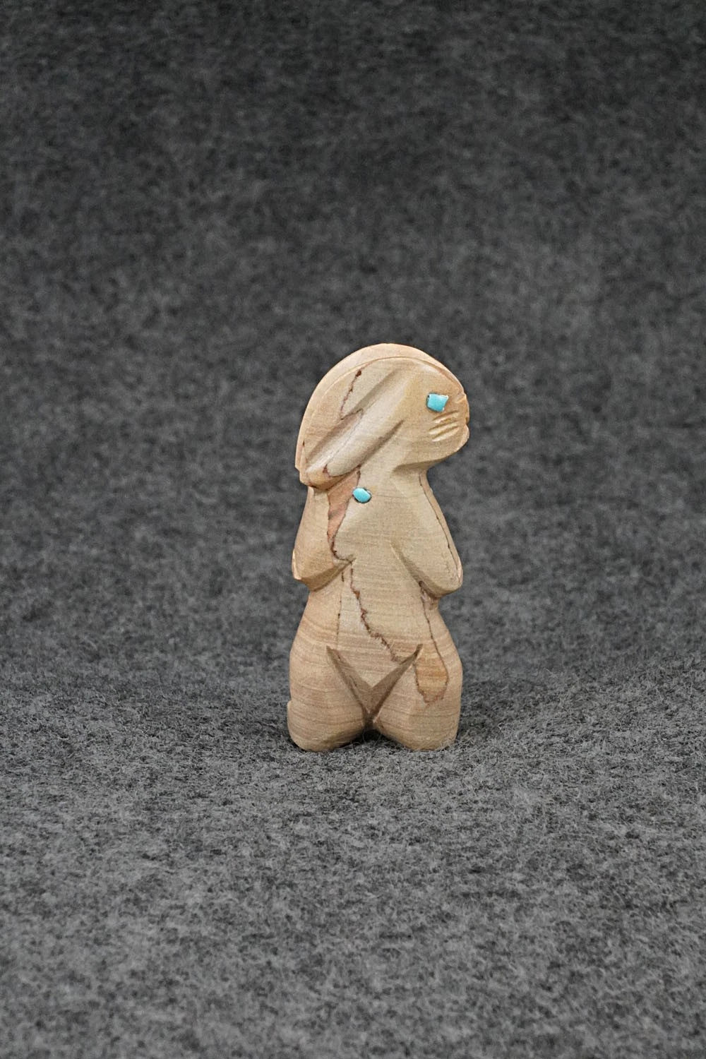 Rabbit Zuni Fetish Carving - Dannette Laate