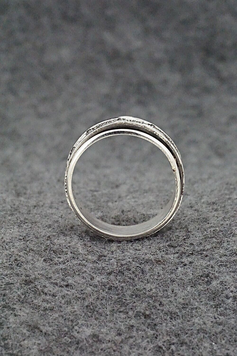 Sterling Silver Spinner Ring - Elaine Becenti - Size 9.5