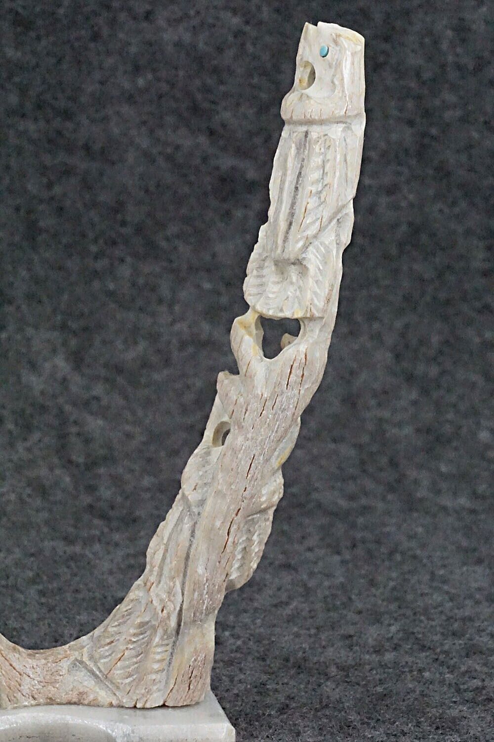 Eagle Zuni Fetish Carving - Jerrold Lahaleon