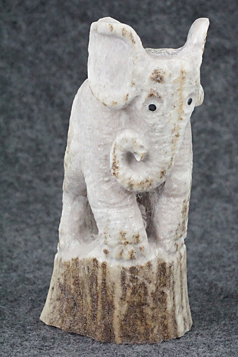 Elephant Zuni Fetish Carving - Maxx Laate