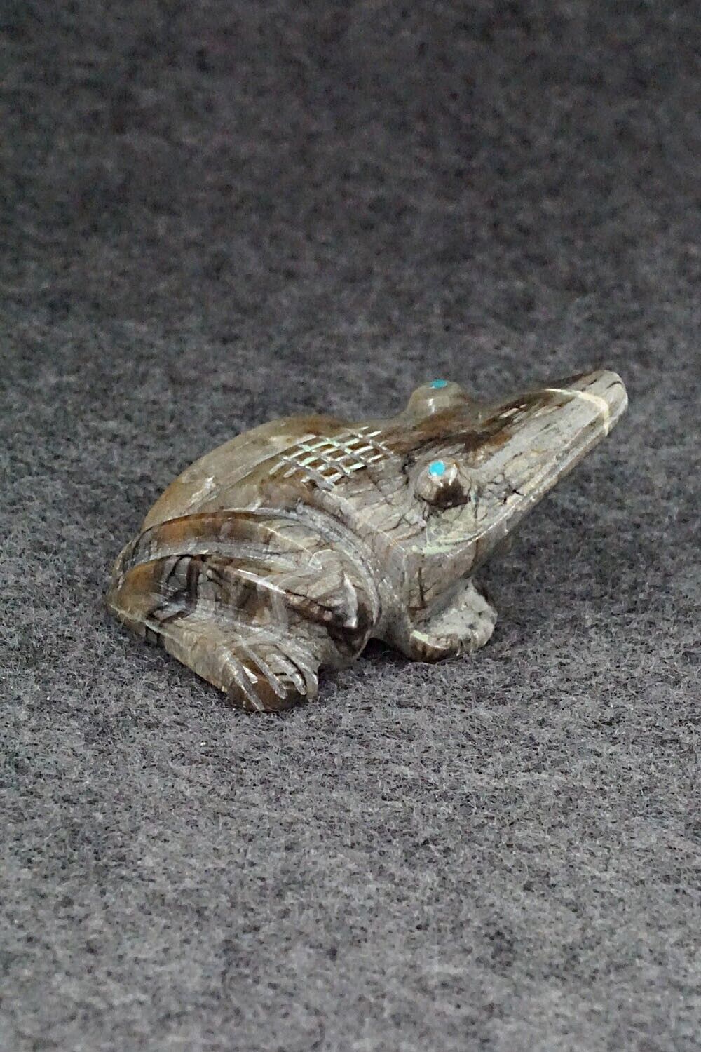 Frog Zuni Fetish Carving - Albert Livingston