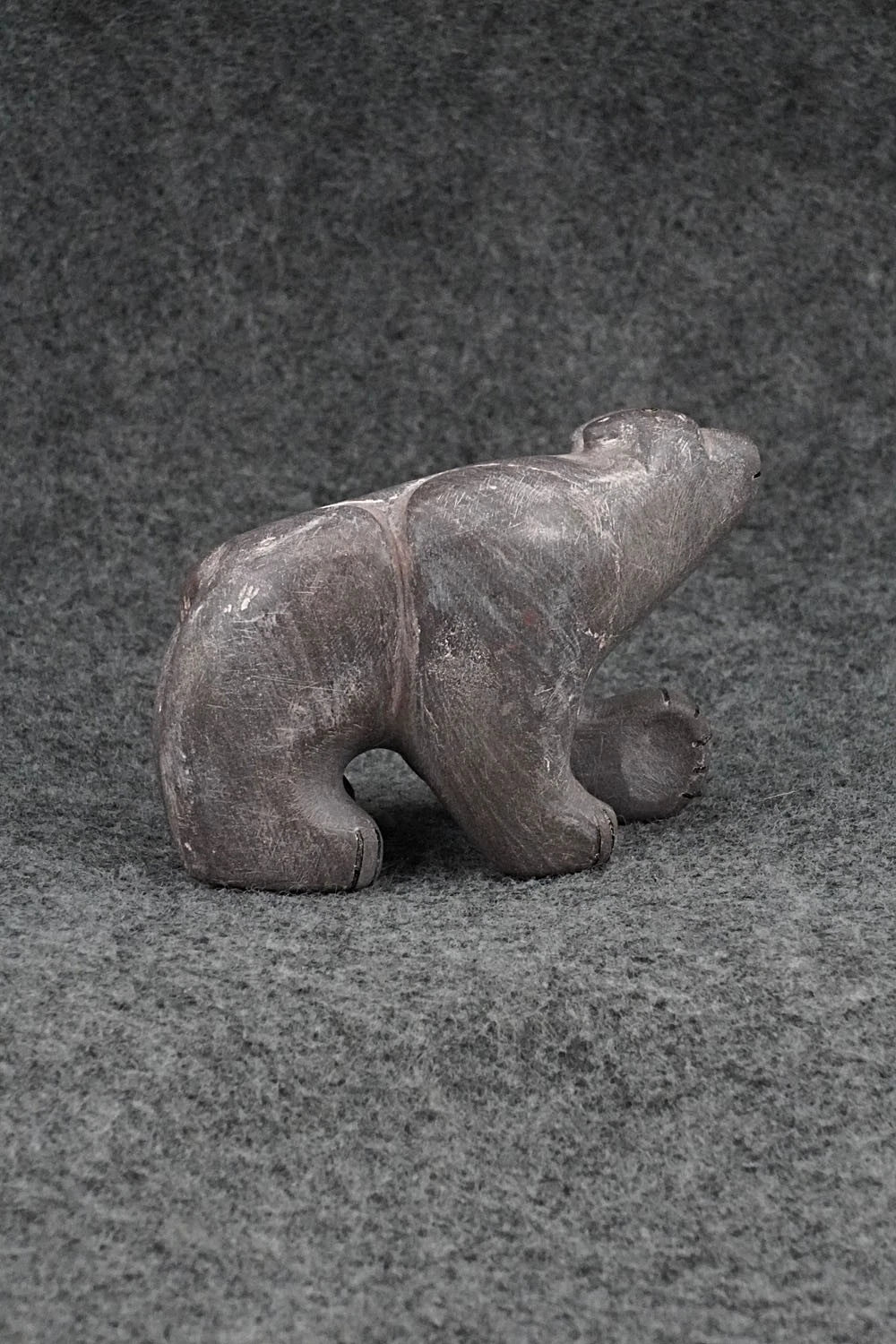Bear Zuni Fetish Carving - Rick Kallestewa