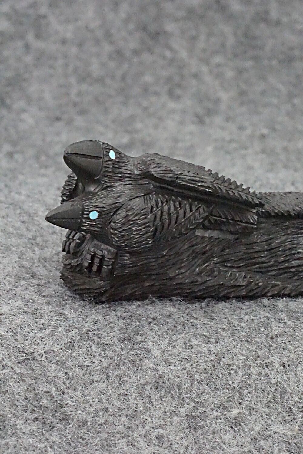 Crows Zuni Fetish Carving - Destry Siutza