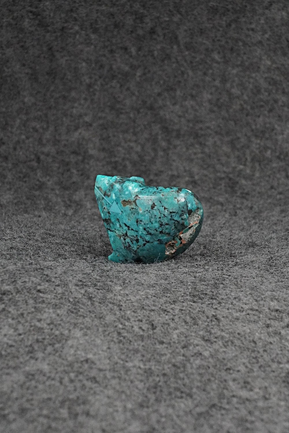 Bear Zuni Fetish Carving - Abby Quam Panteah