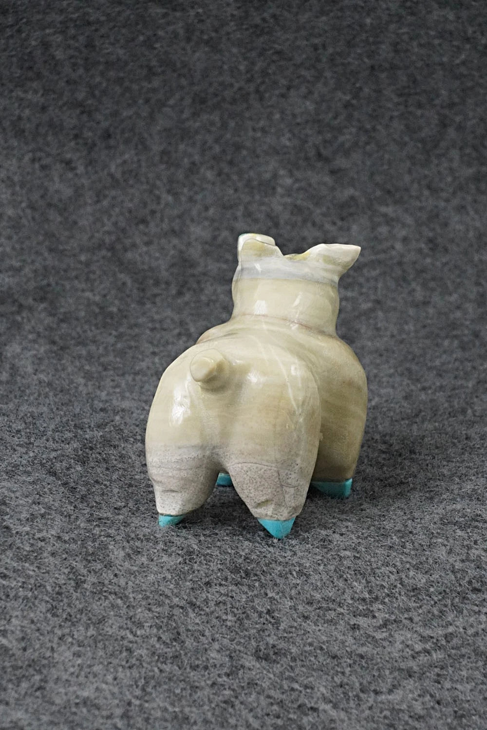 Pig Zuni Fetish Carving - Freddie Leekya