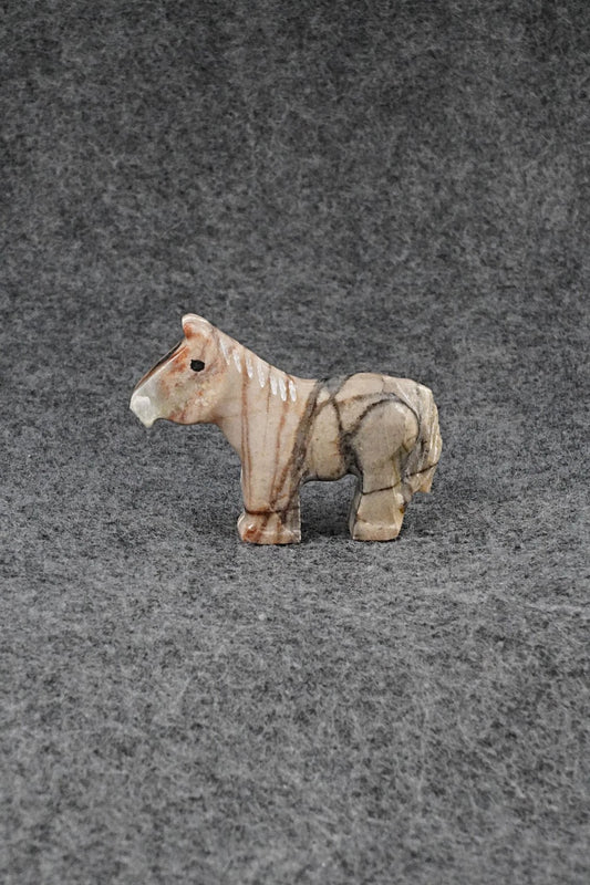 Horse Zuni Fetish Carving - Carol Martin