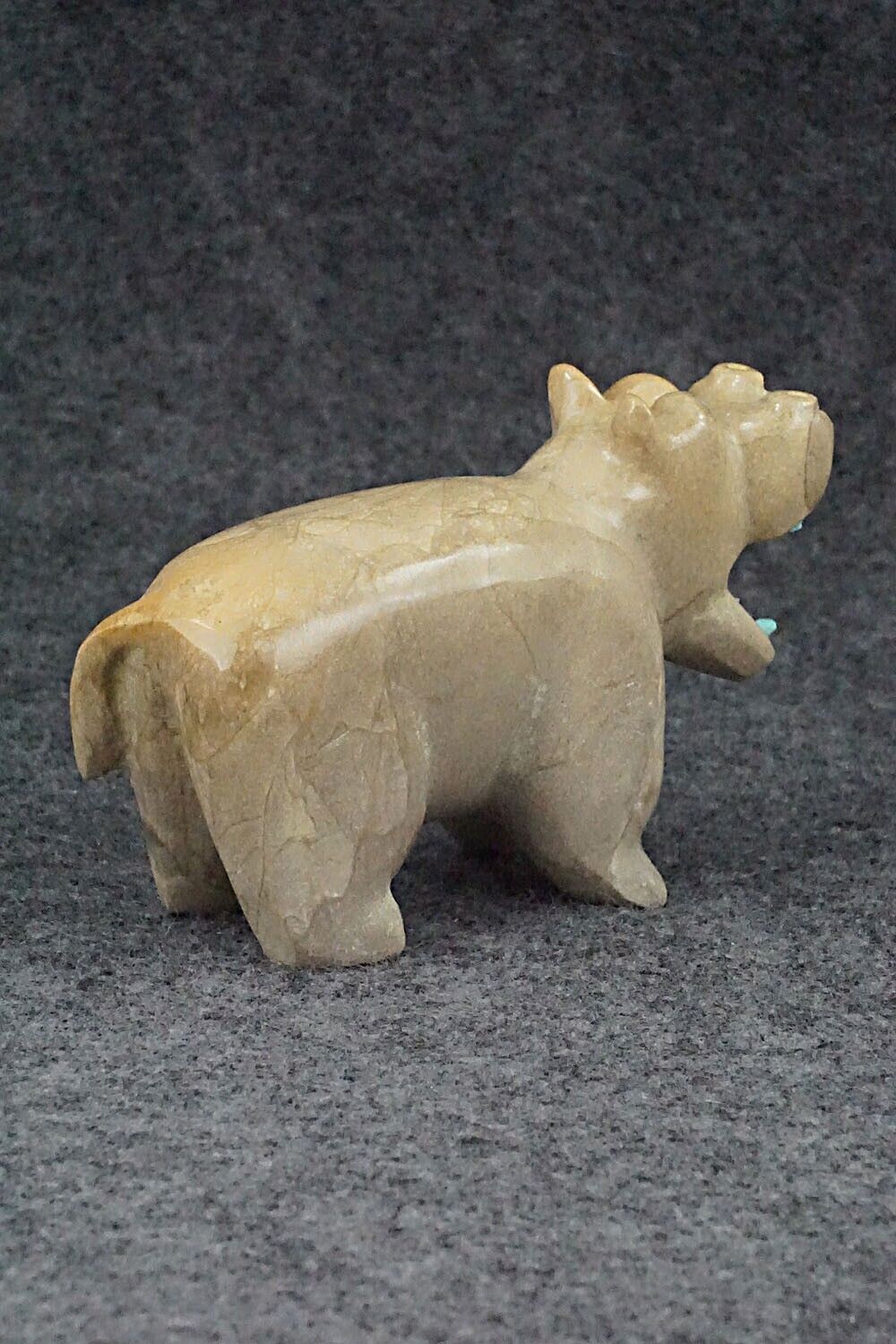 Hippo Zuni Fetish Carving - Enrike Leekya