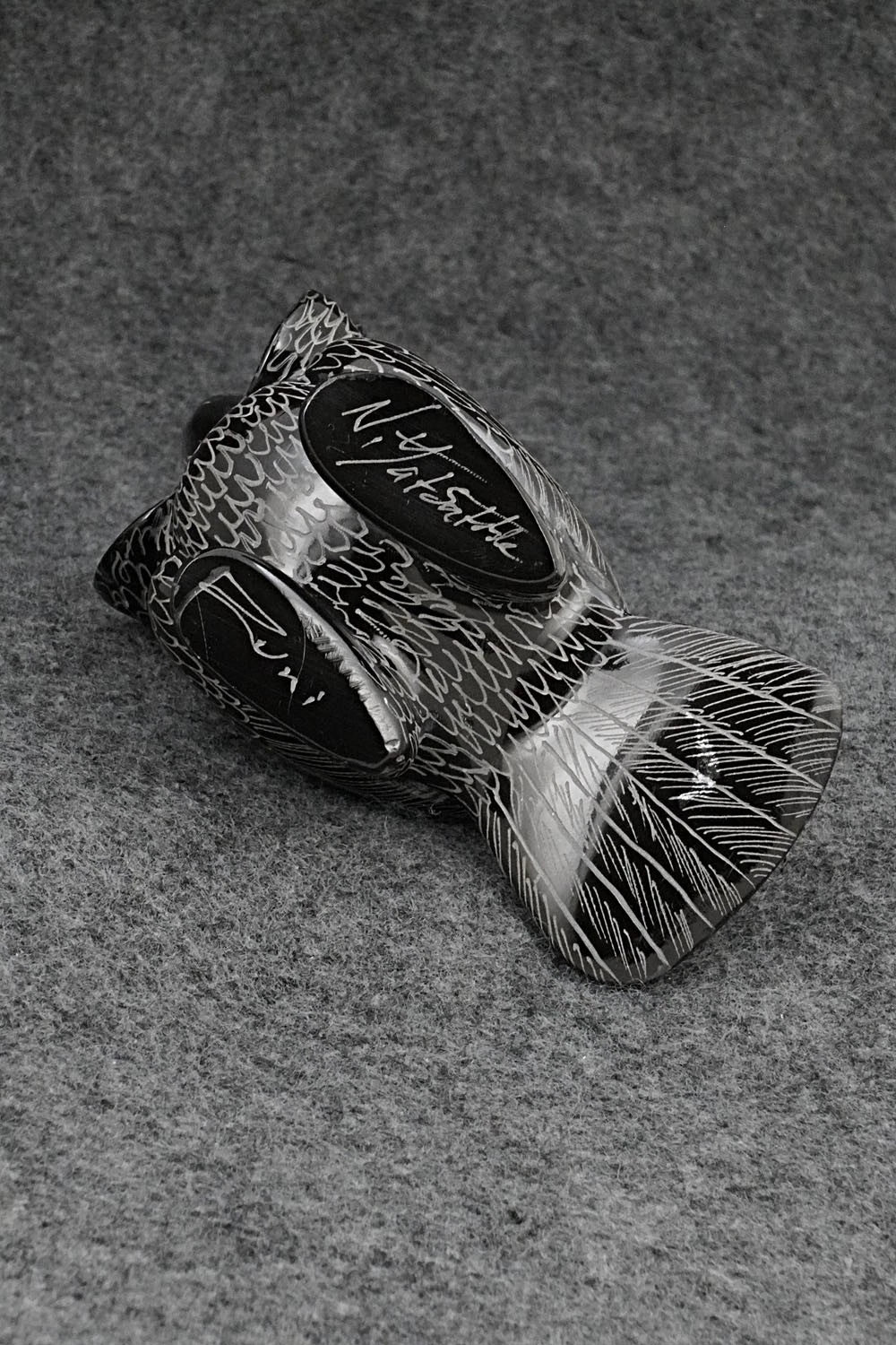 Owl Zuni Fetish Carving - Nelson Yatsattie