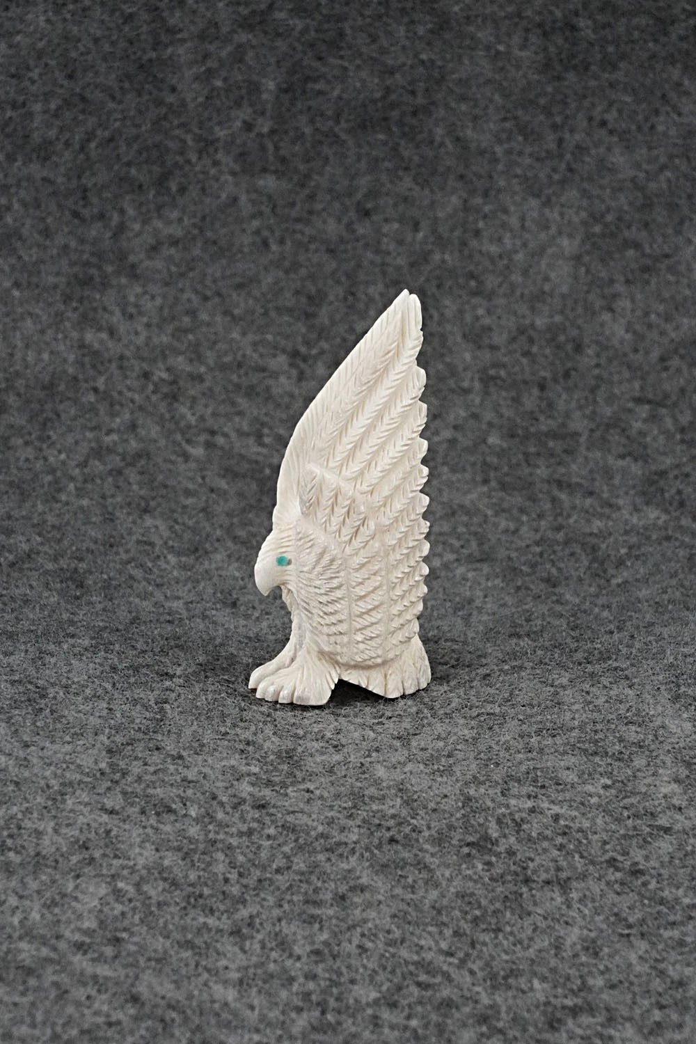 Eagle Zuni Fetish Carving - Justin Hustito