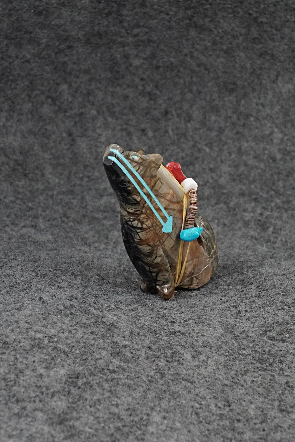 Wolf Zuni Fetish Carving - Rodney Laiwakete