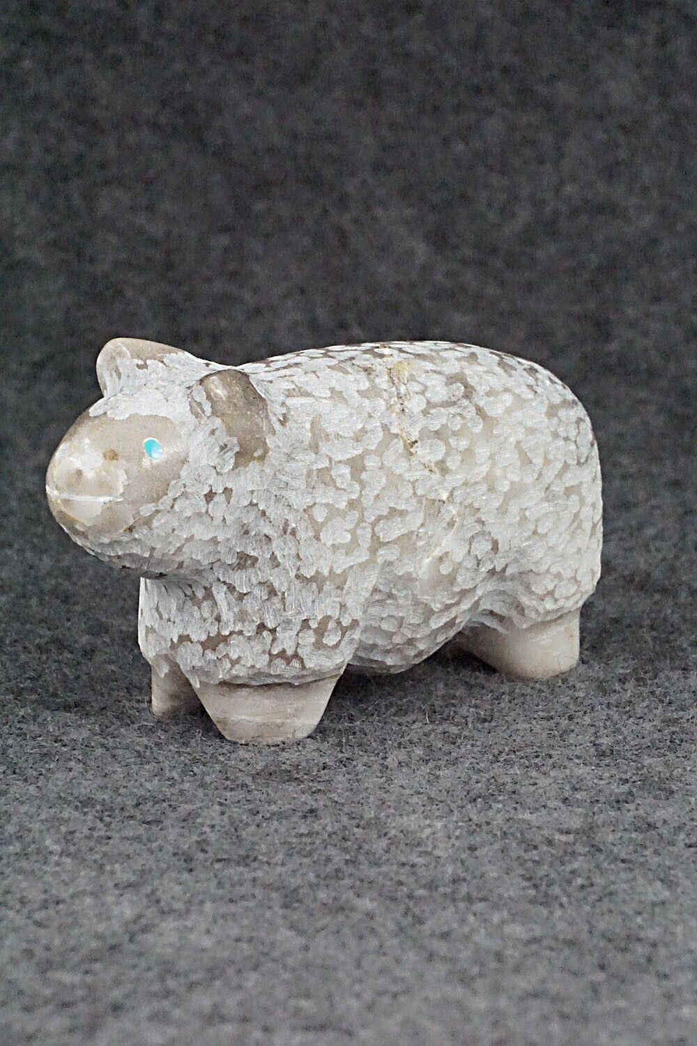 Sheep Zuni Fetish Carving - Rick Quam