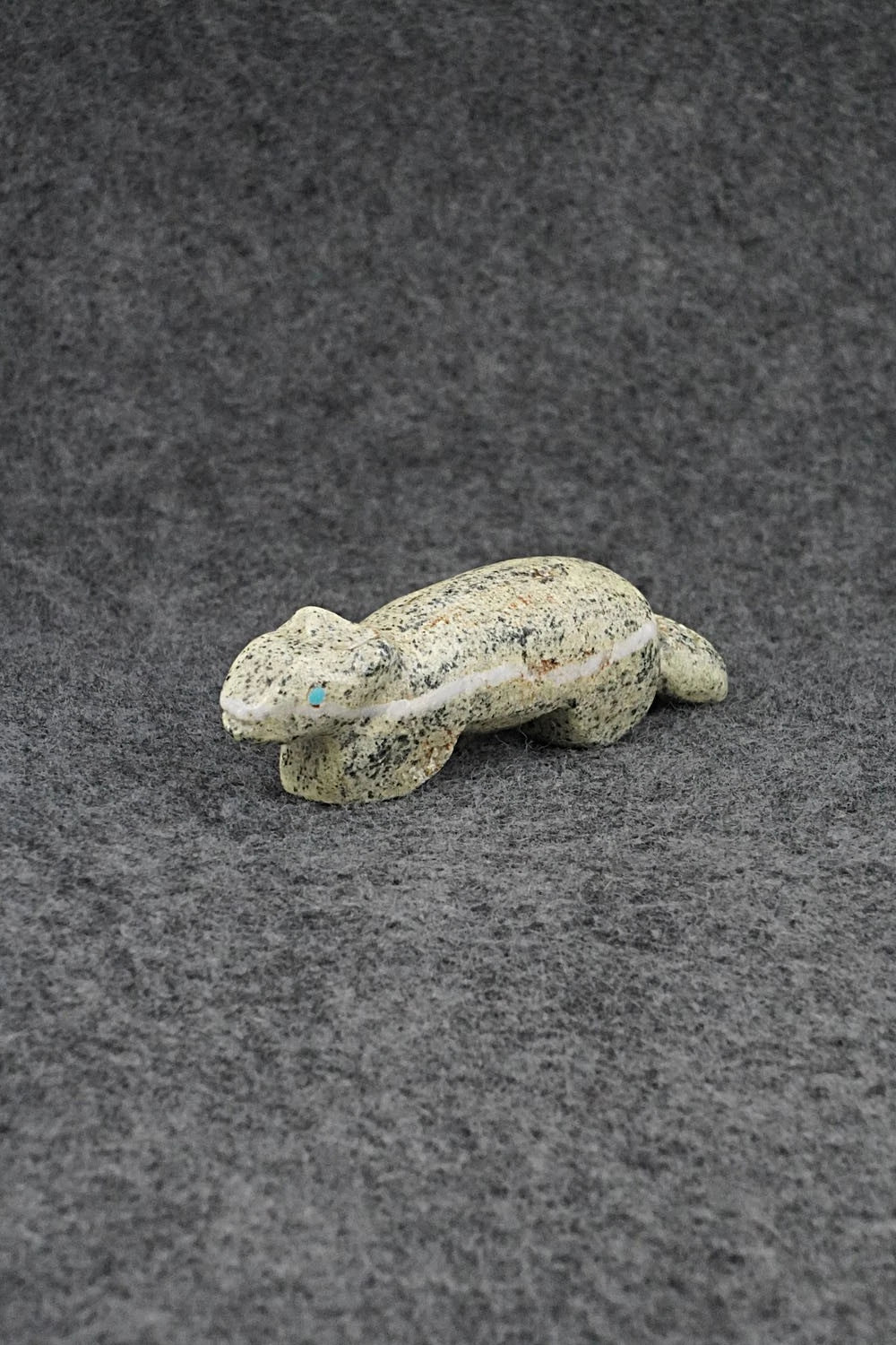 Beaver Zuni Fetish Carving - Marveletta Phillips