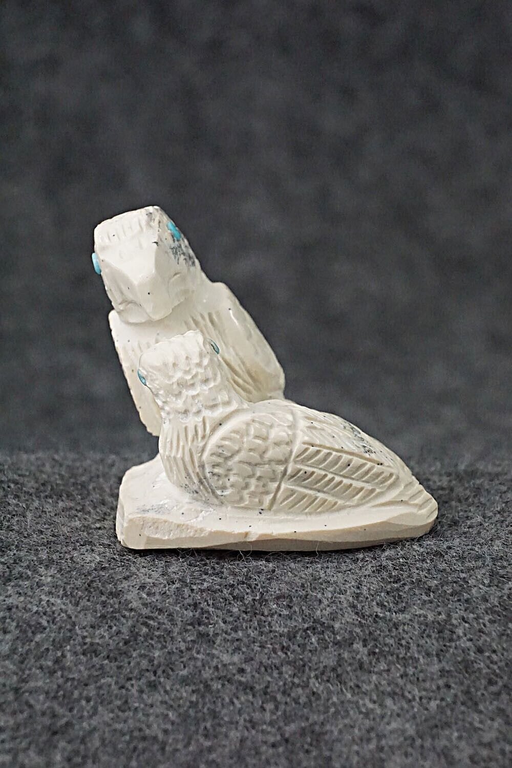 Eagles Zuni Fetish Carving - Carlton Kaamasee