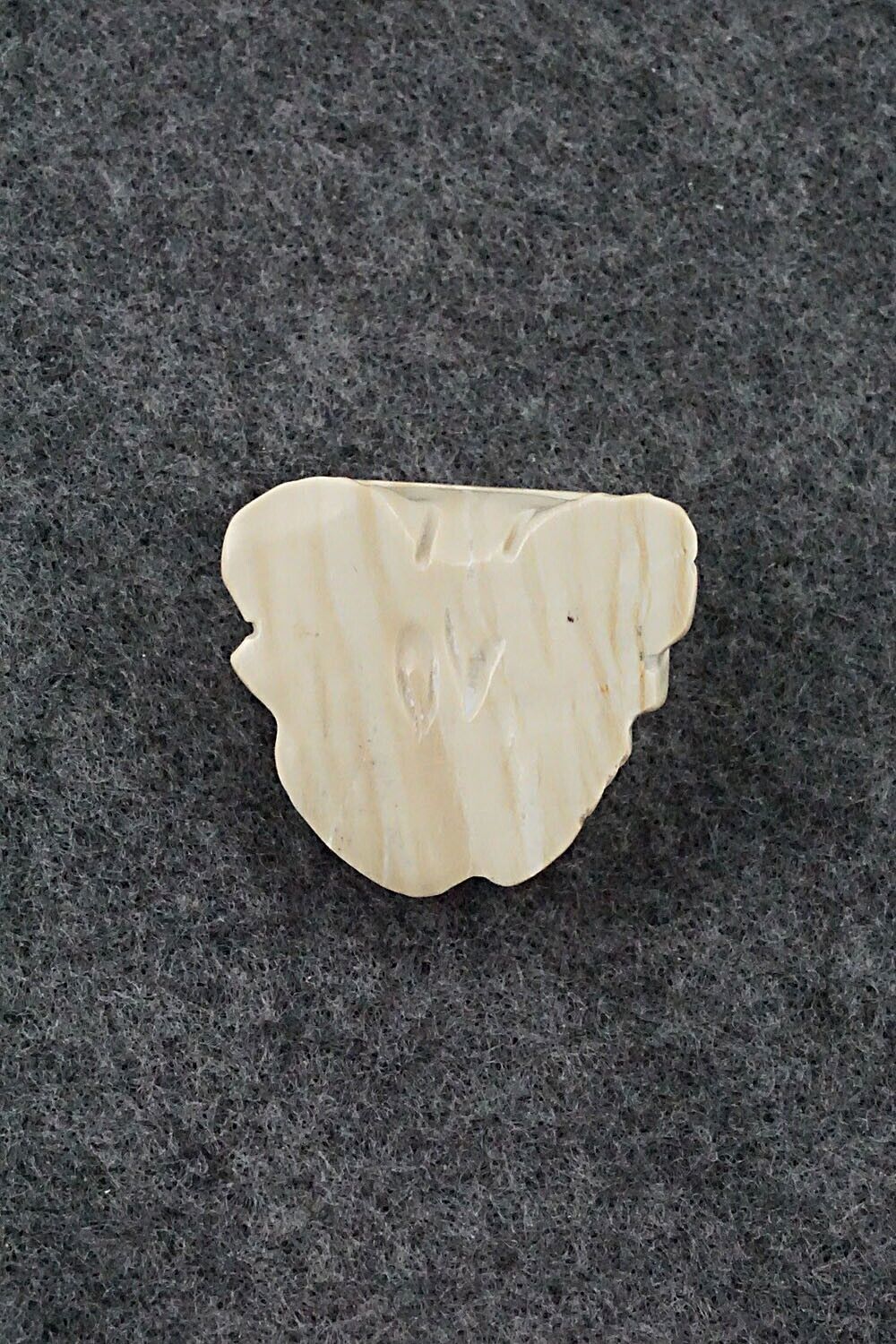 Frog Zuni Fetish Carving - Danette Laate