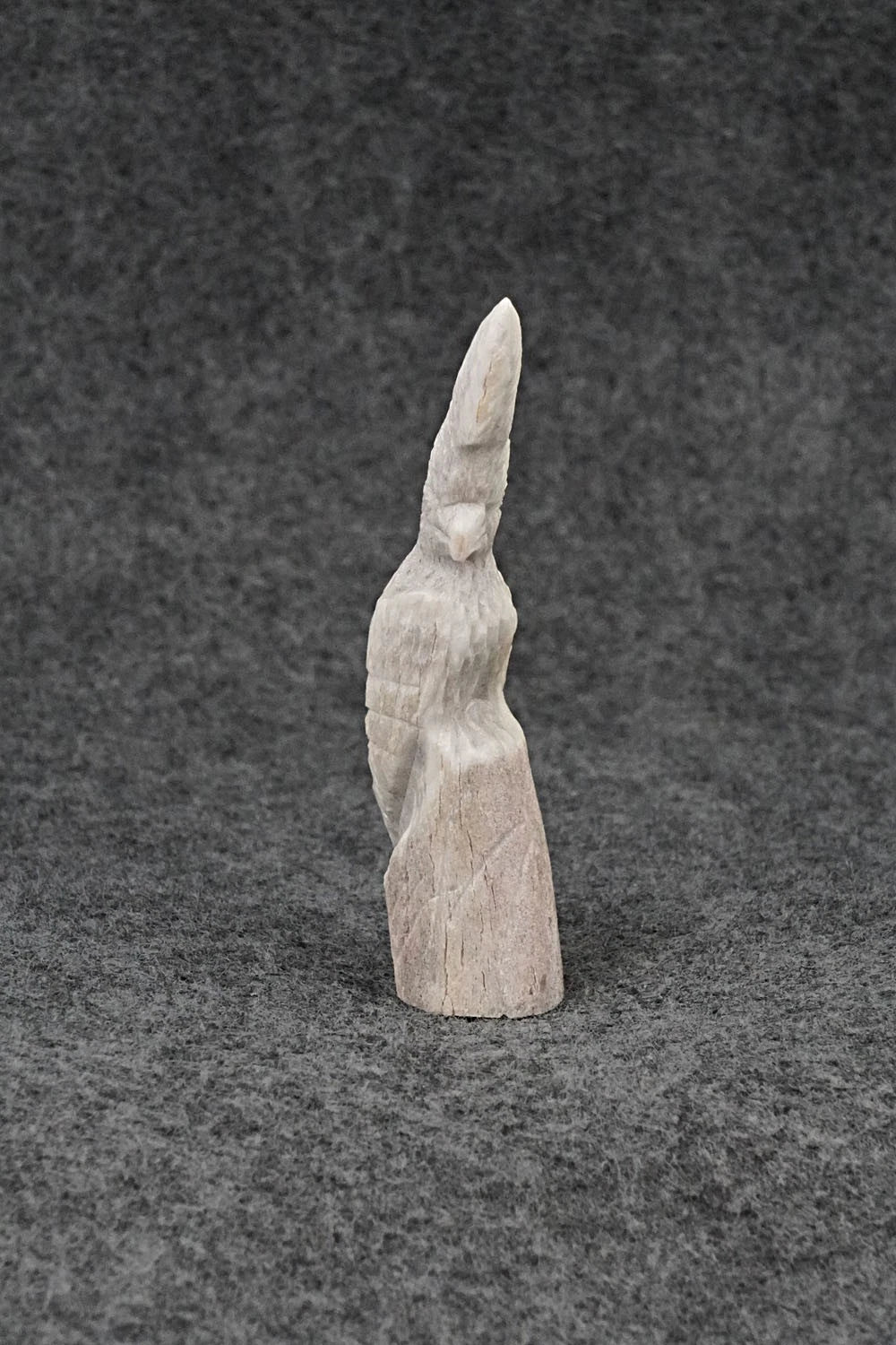 Cockatoo Zuni Fetish Carving - Chris Peina