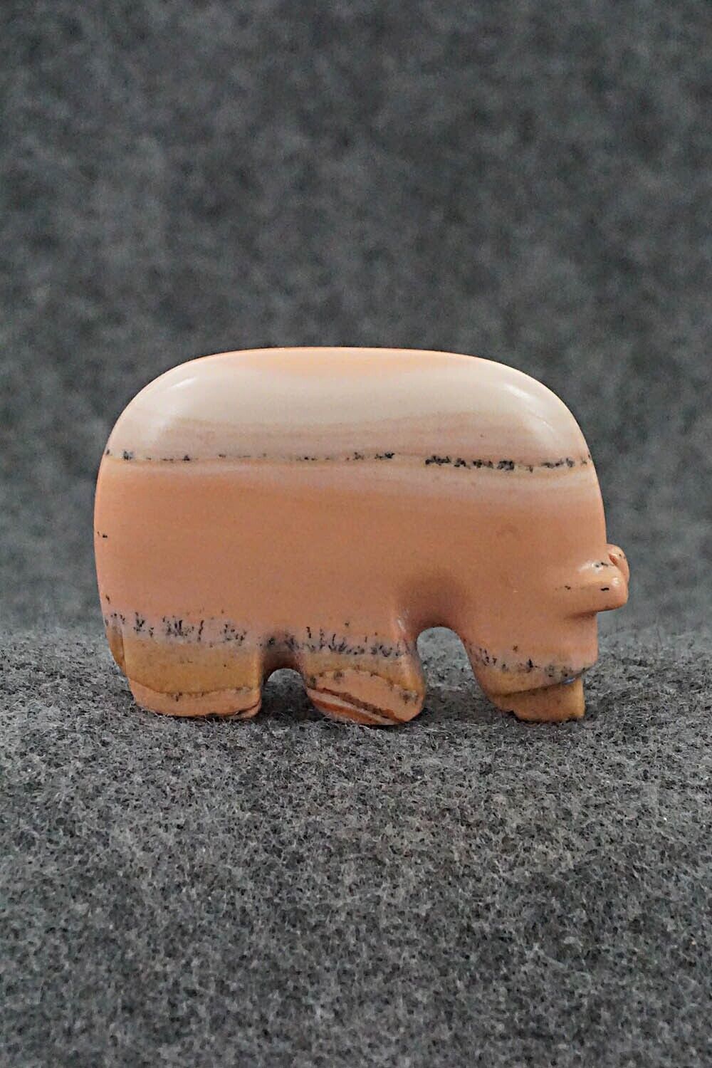 Bear Zuni Fetish Carving - Reynold Lunasee