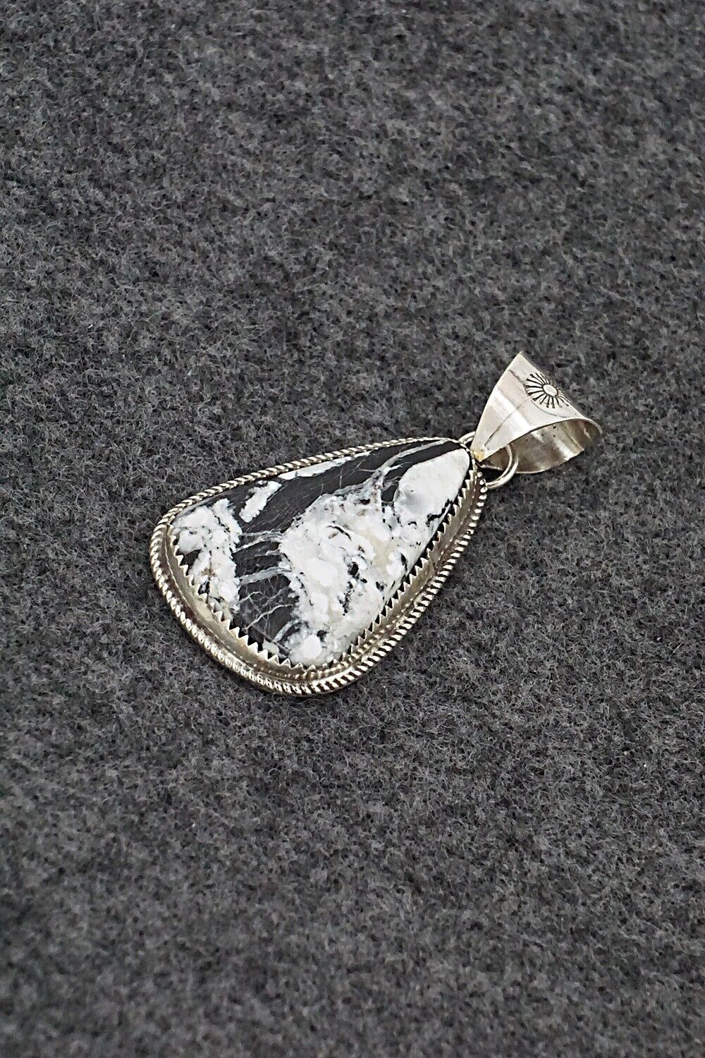White Buffalo & Sterling Silver Pendant - Ernest Hawthorne