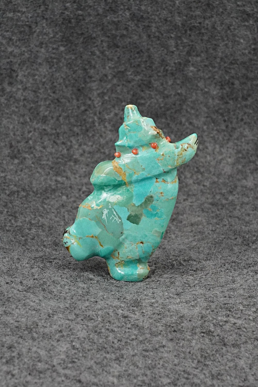 Bear Zuni Fetish Carving - Claudia Peina