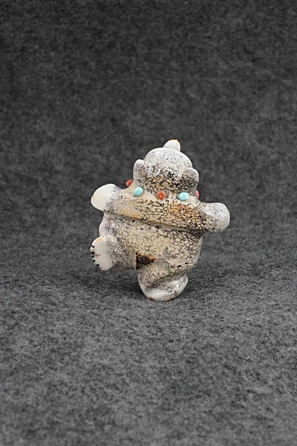 Dancing Bear Zuni Fetish Carving - Claudia Peina