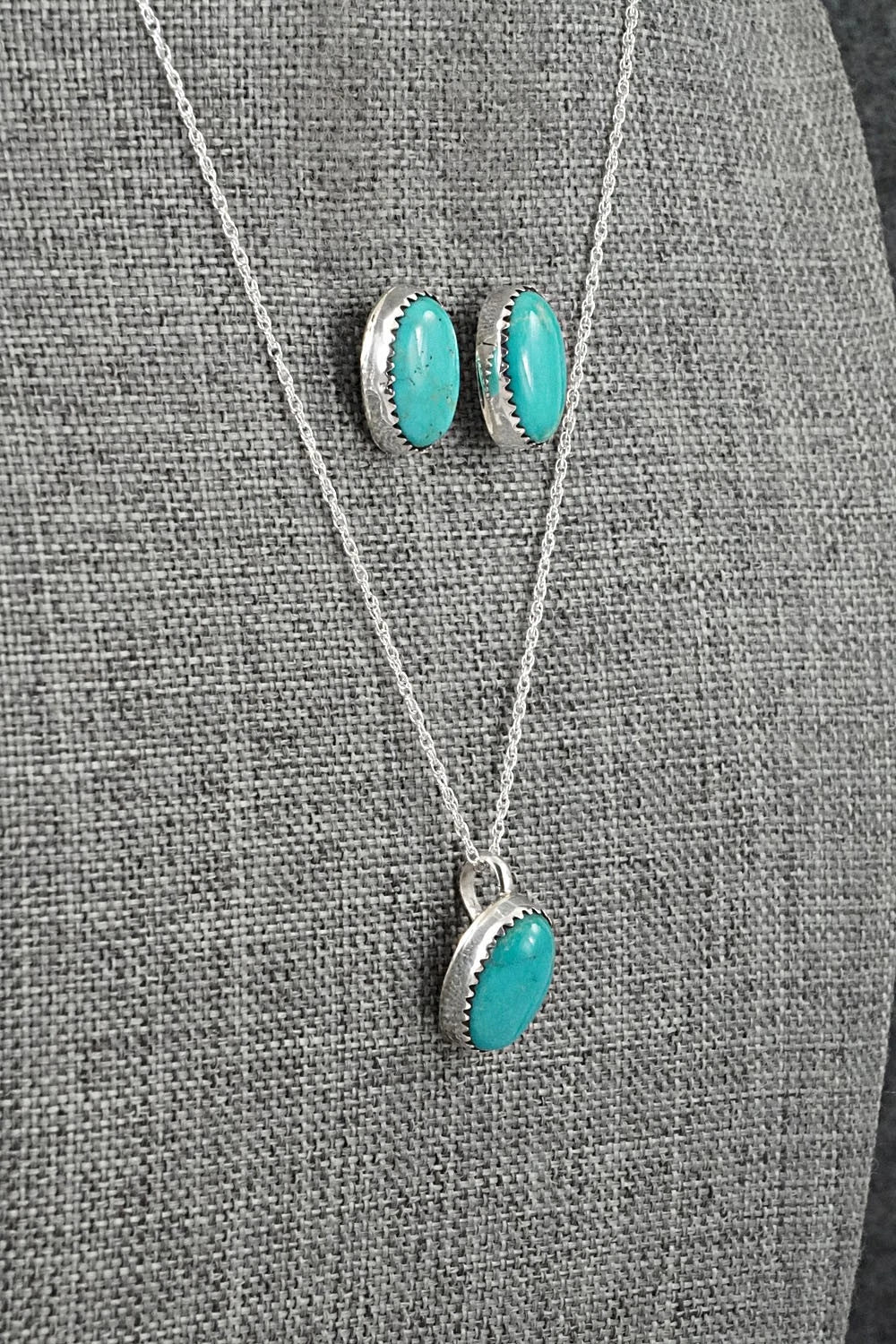 Turquoise & Sterling Silver Necklace Set - Murray Hannaweeka